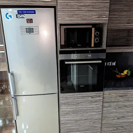 Modern Quiet Luxury Apartamento Patras